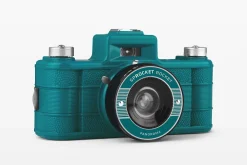 Fashion Sprocket Rocket 35 mm Panoramic Camera Peacock Experimental