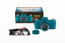Fashion Sprocket Rocket 35 mm Panoramic Camera Peacock Experimental